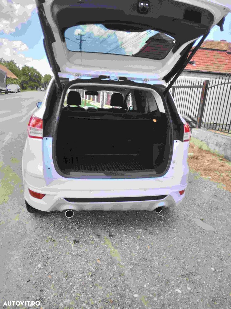 Ford Kuga 2.0 TDCi Powershift 4WD Titanium - 18