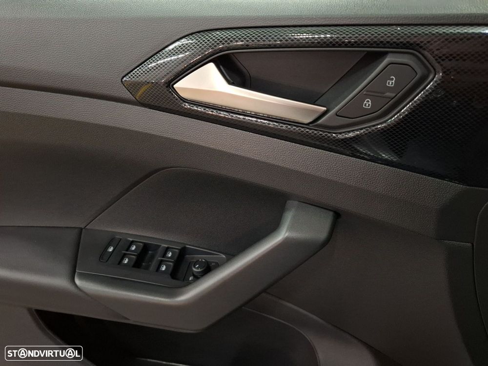 VW T-Cross 1.0 TSI Urban - 23