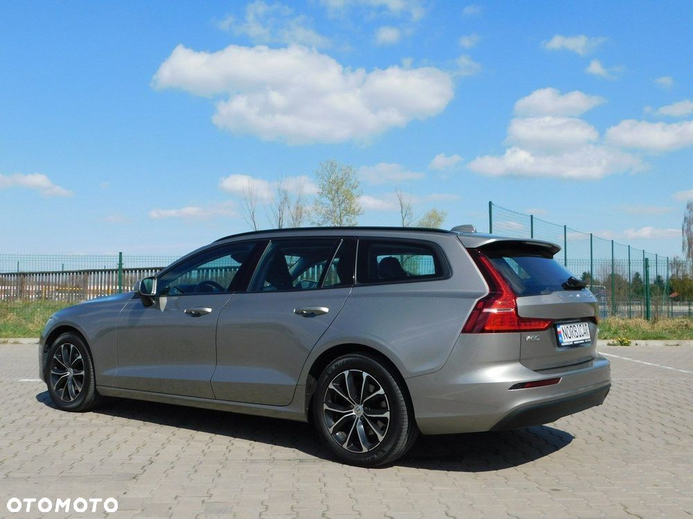 Volvo V60 D3 Momentum Pro - 34