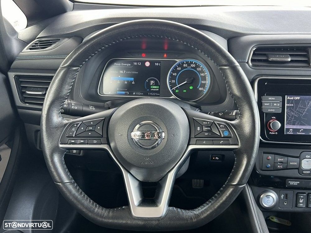 Nissan Leaf N-Connecta Two Tone - 8