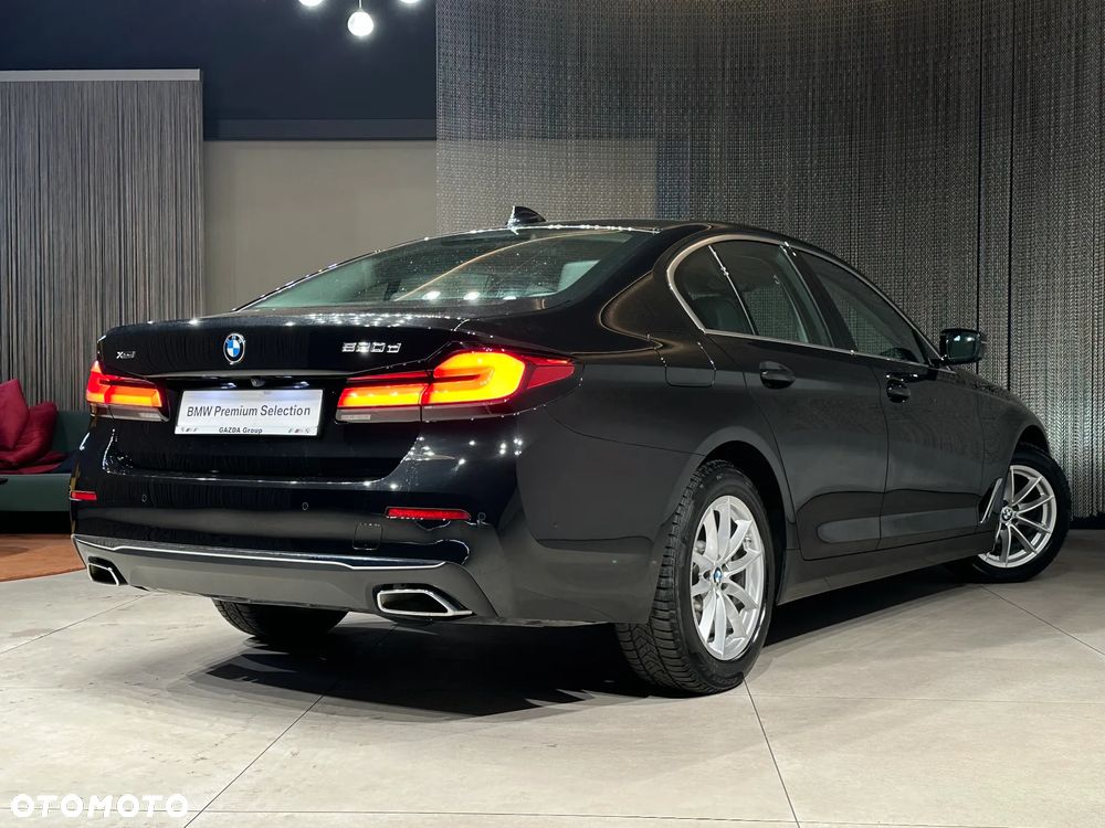 BMW Seria 5 520d xDrive MHEV Luxury Line - 2