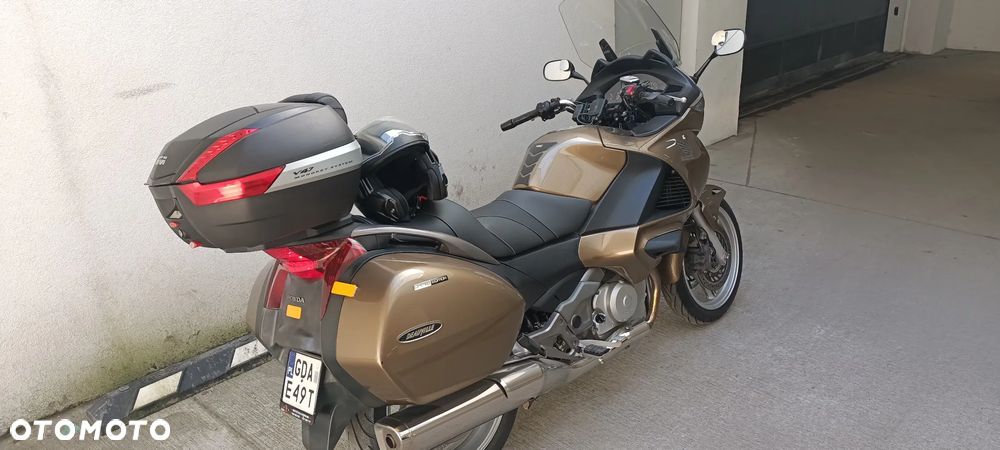 Honda Deauville - 21