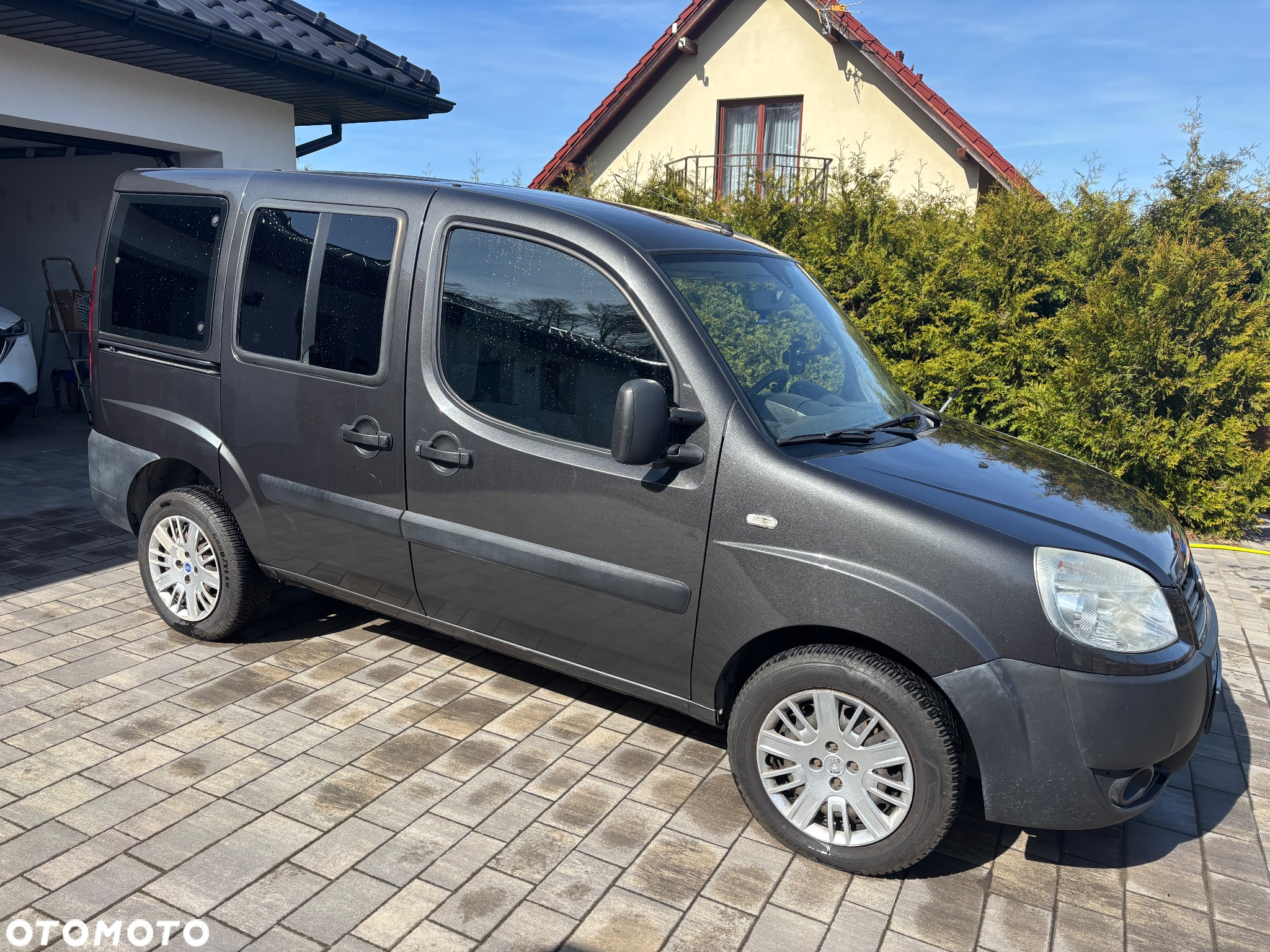 Fiat Doblo II 1.3 JTD Family - 2