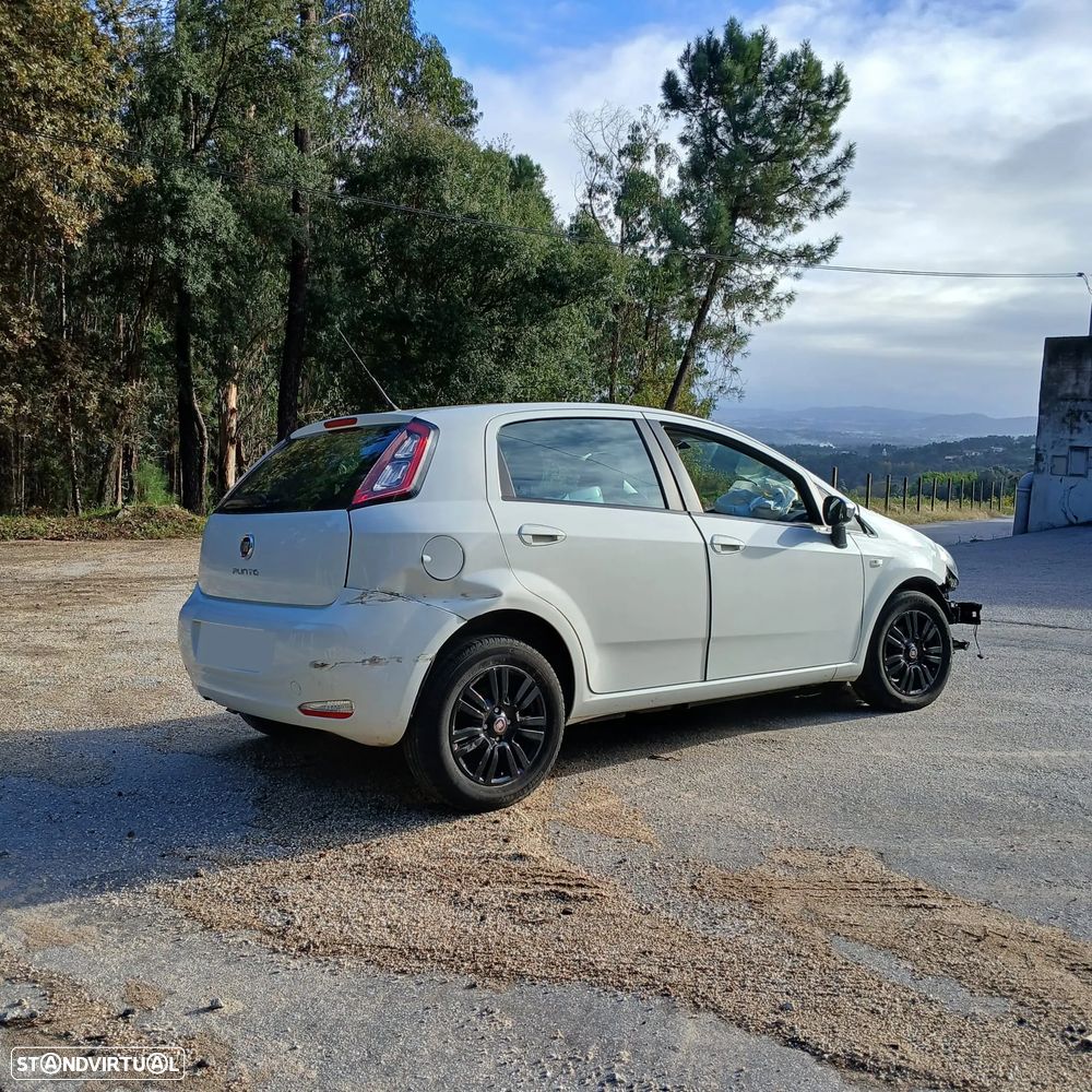 Fiat Punto 1.2 de 2013 – Peças Usadas (10201) - 4