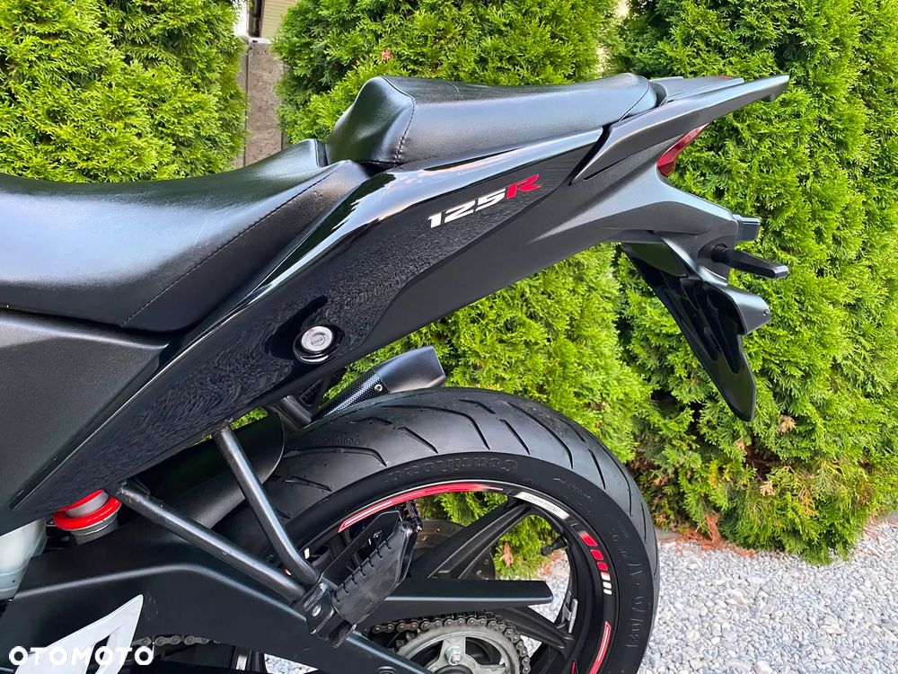 Honda CBR - 28