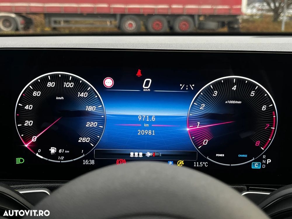 Mercedes-Benz GLB 220 4MATIC MHEV Aut. - 13