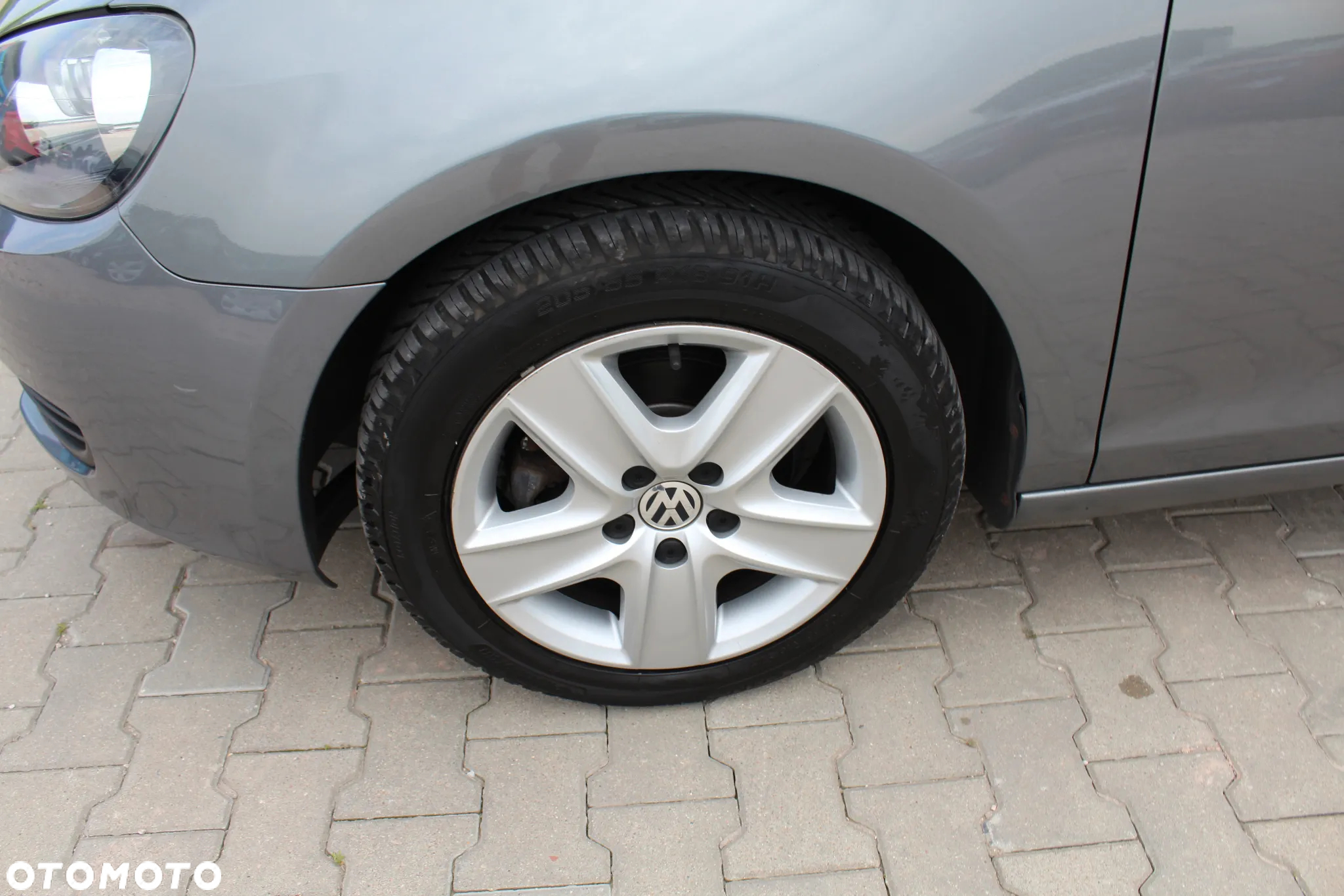 Volkswagen Golf 1.6 Comfortline - 10
