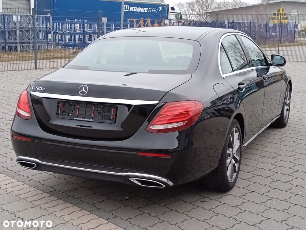 Mercedes-Benz Klasa E 220 d 9G-TRONIC Avantgarde - 8