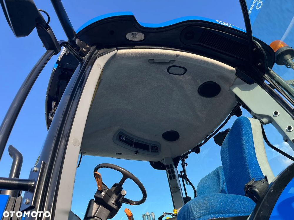 New Holland T 7060 Power Command - 12
