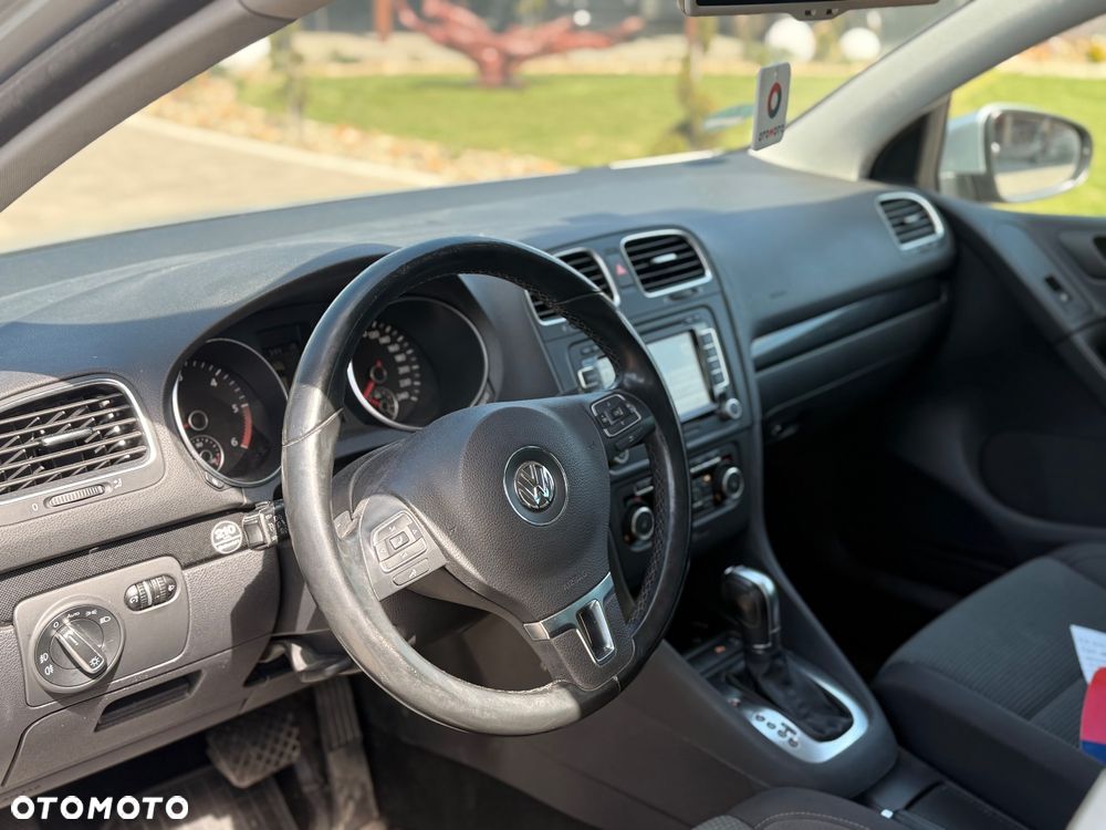 Volkswagen Golf 2.0 TDI DSG Edition - 14