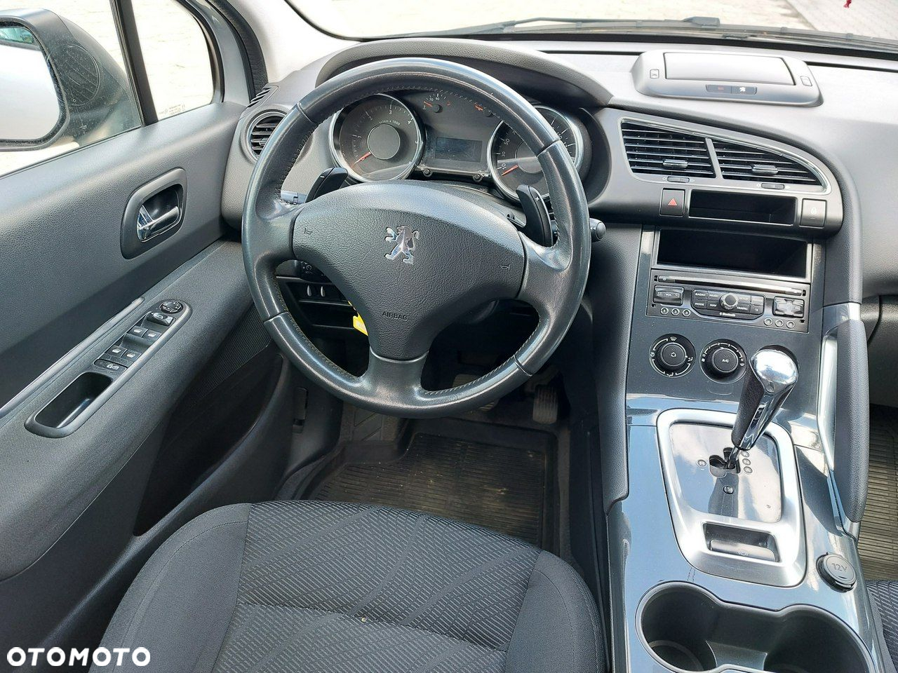 Peugeot 3008 - 18