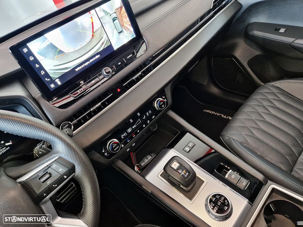 Mitsubishi Outlander 2.4 PHEV Instyle - 42