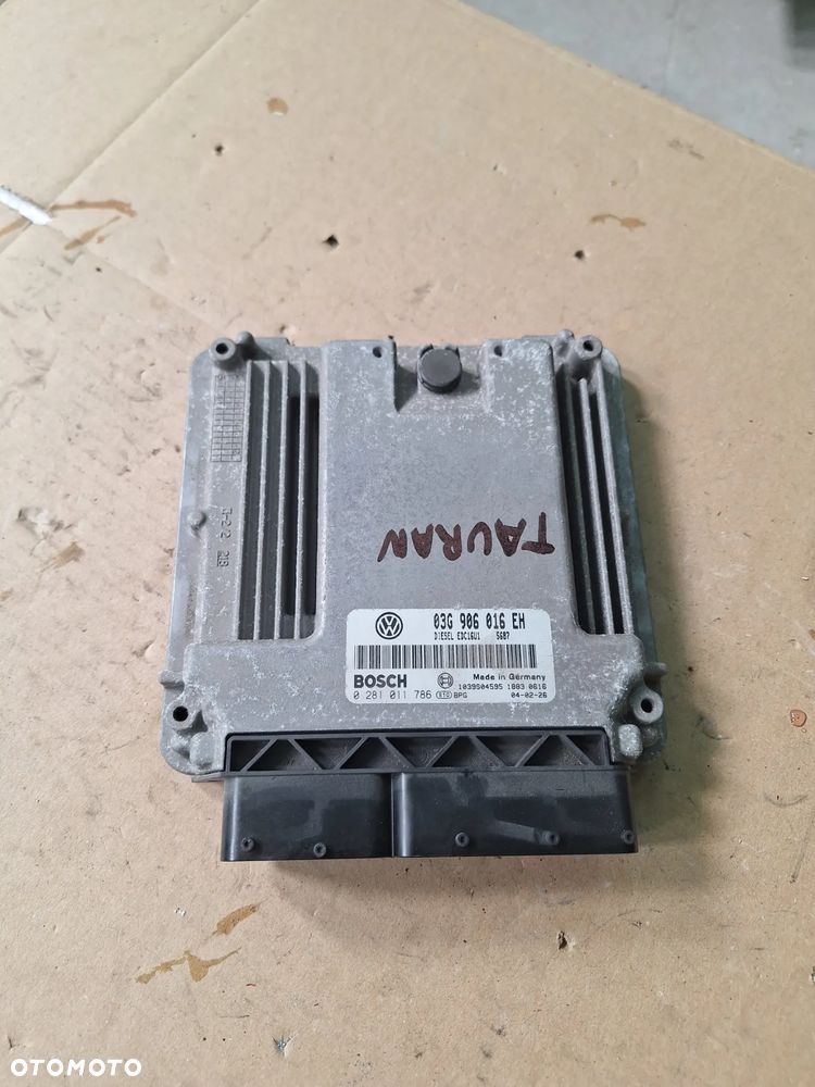 komputer sterownik silnika  ECU   VOLKSWAGEN  TOURAN  03G906016EH  /  0 281 011 786   (45/2)   (73/8) - 1