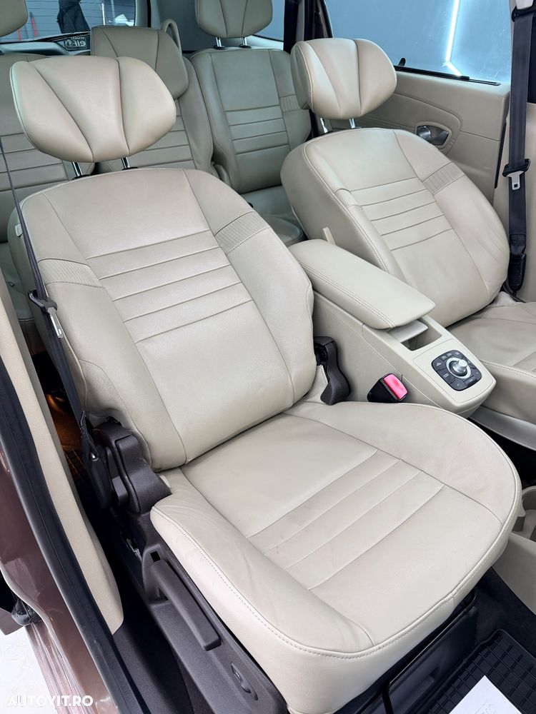 Renault Grand Scenic TCe 130 Dynamique - 22