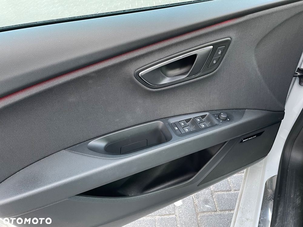 Seat Leon 1.8 TSI FR Black S&S DSG - 12