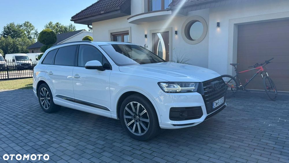 Audi Q7 - 7