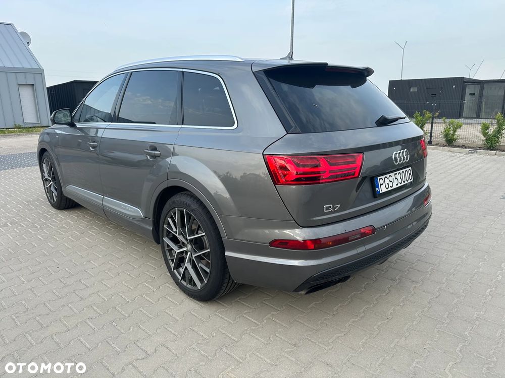 Audi Q7 - 5