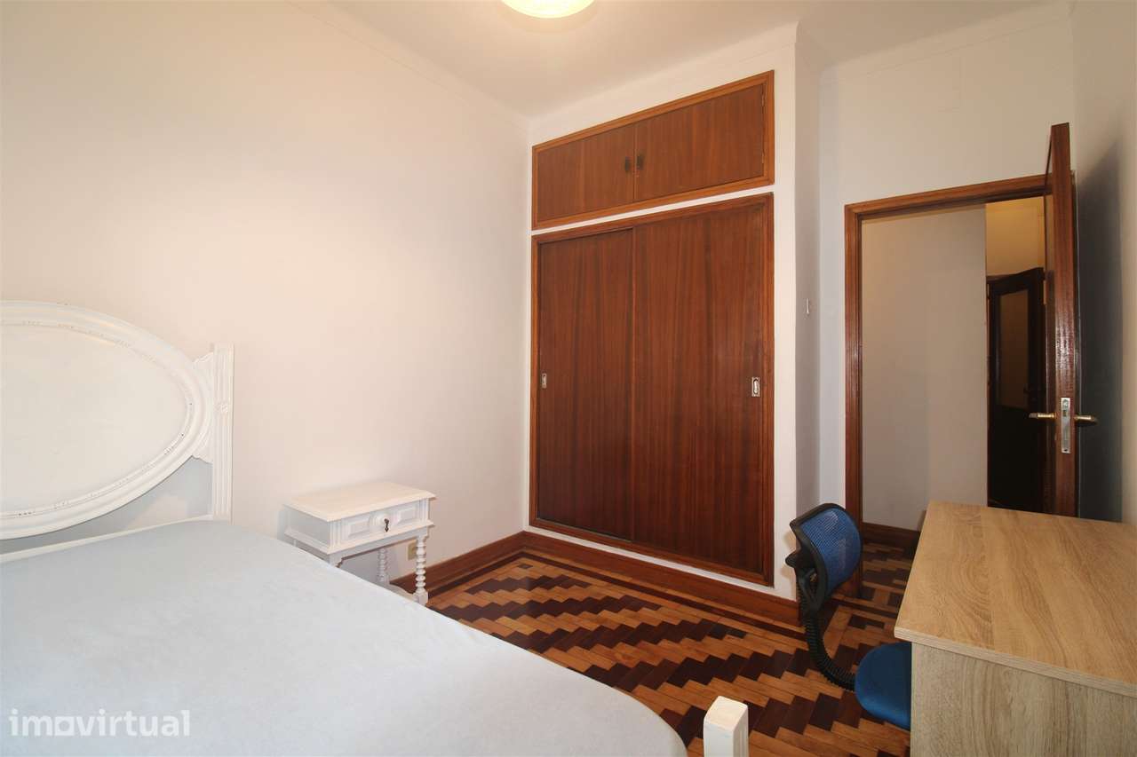 Quarto em Celas - Grande imagem: 2/9