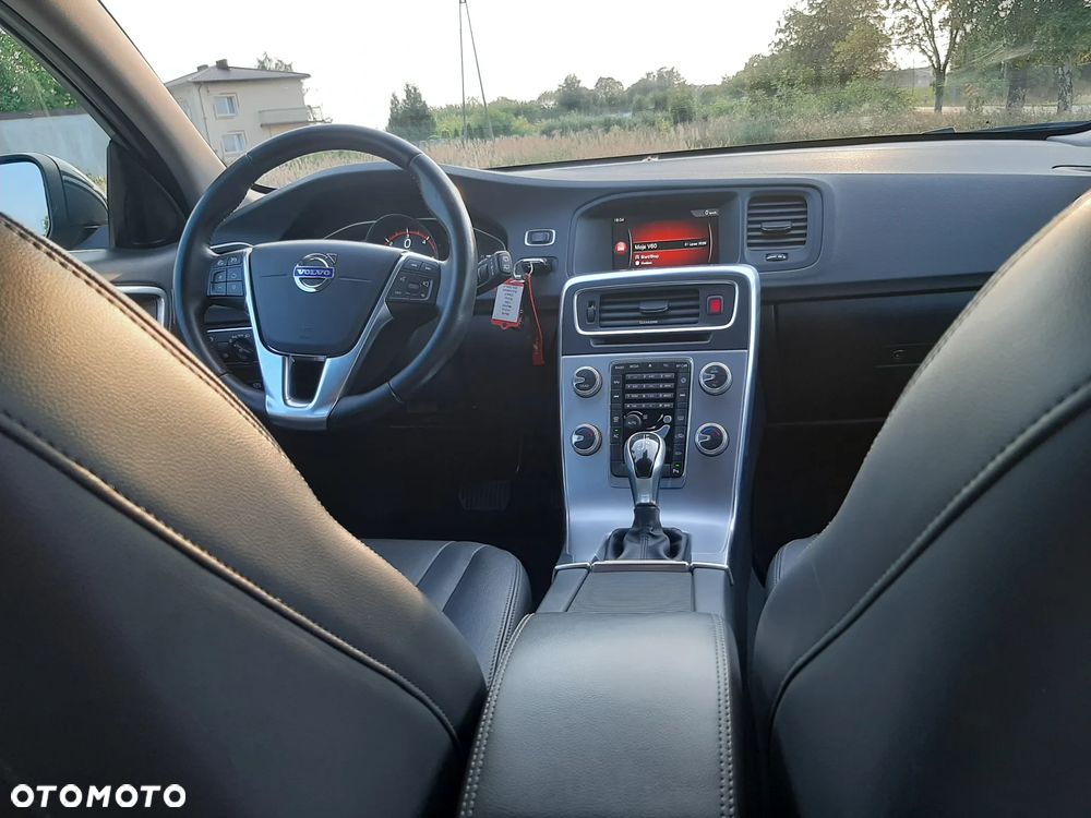 Volvo V60 D3 Geartronic Summum - 22