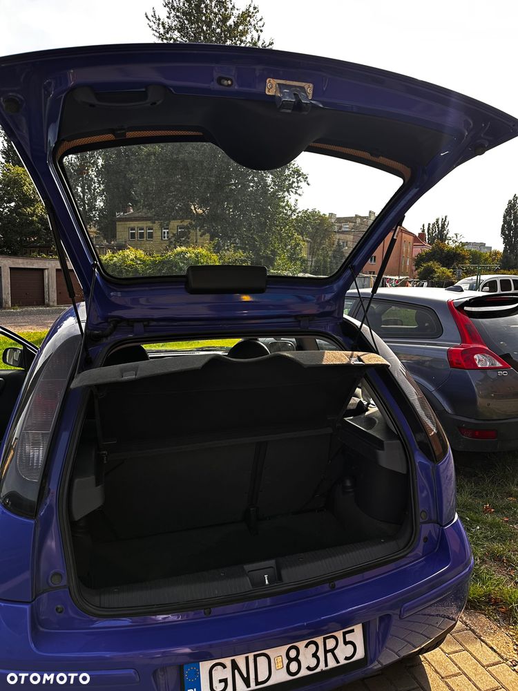 Opel Corsa - 8