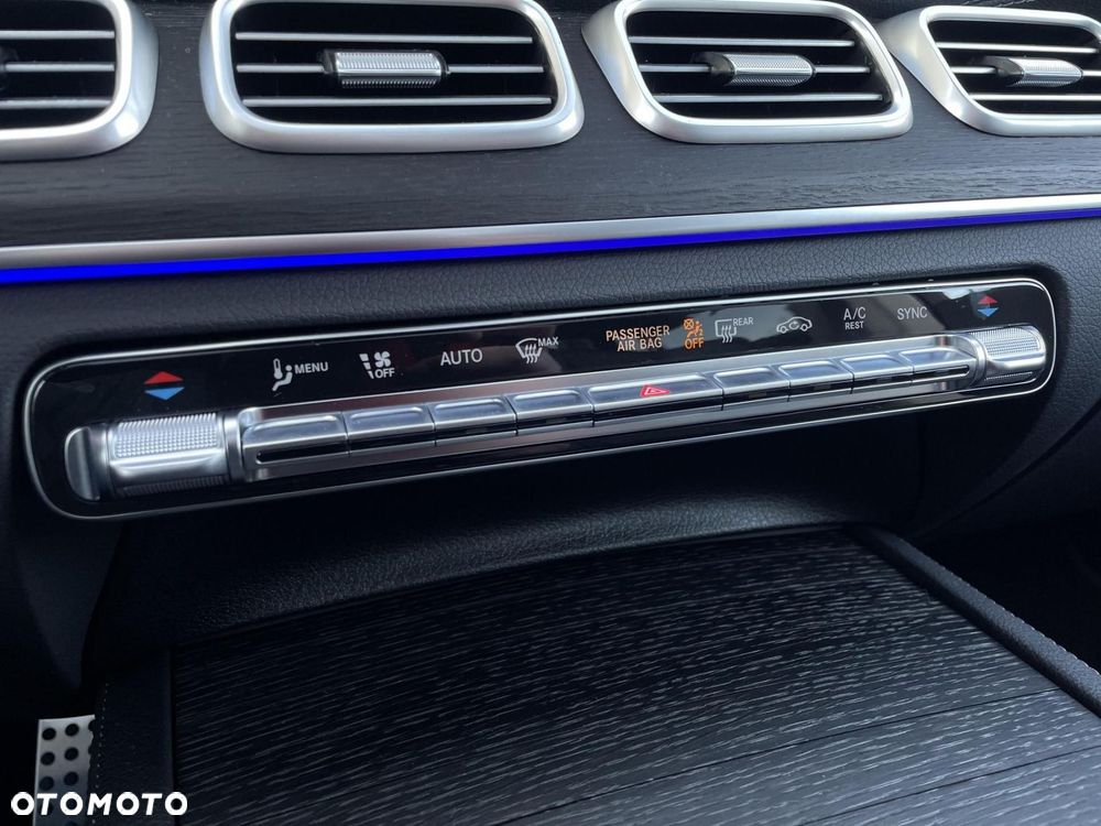 Mercedes-Benz GLS - 19