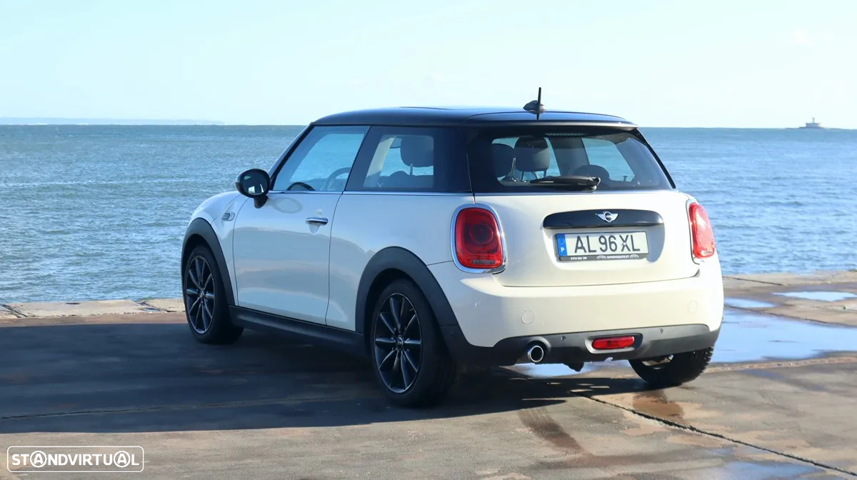 MINI 3 Portas Cooper D Aut. - 15