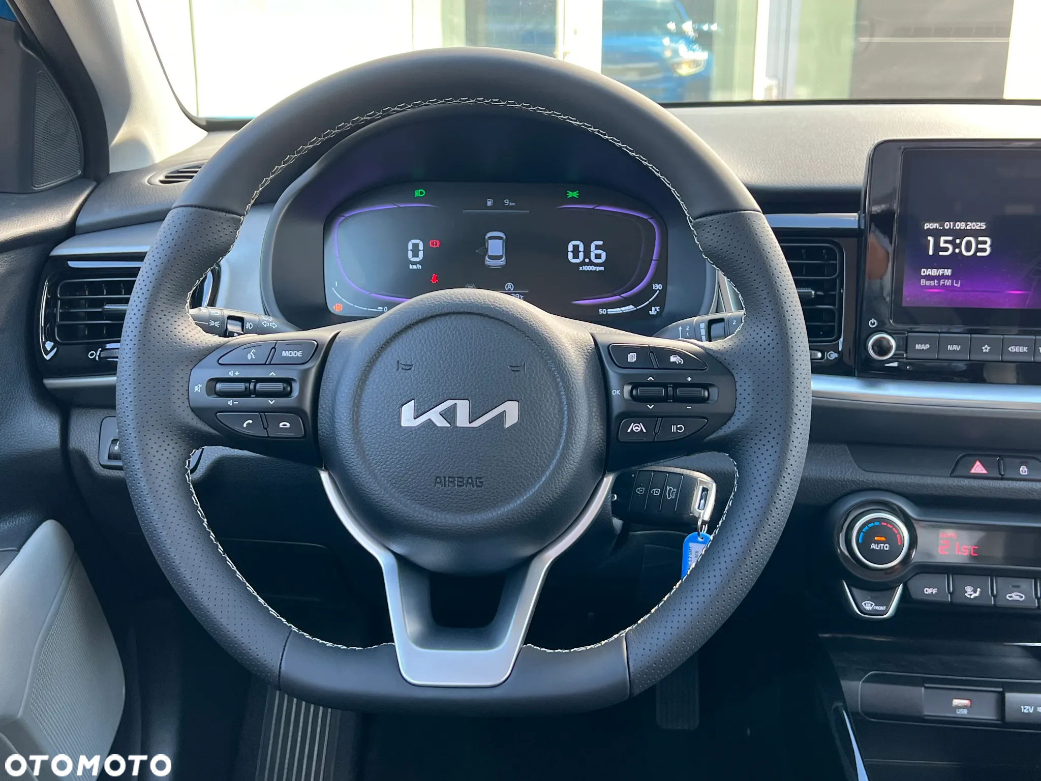 Kia Stonic 1.2 L - 19