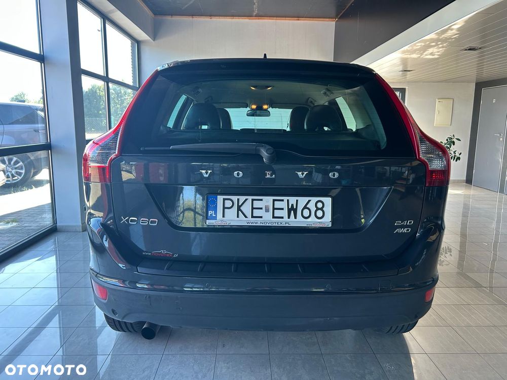 Volvo XC 60 D4 AWD Momentum - 6