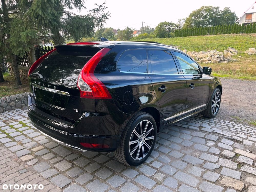 Volvo XC 60 - 6