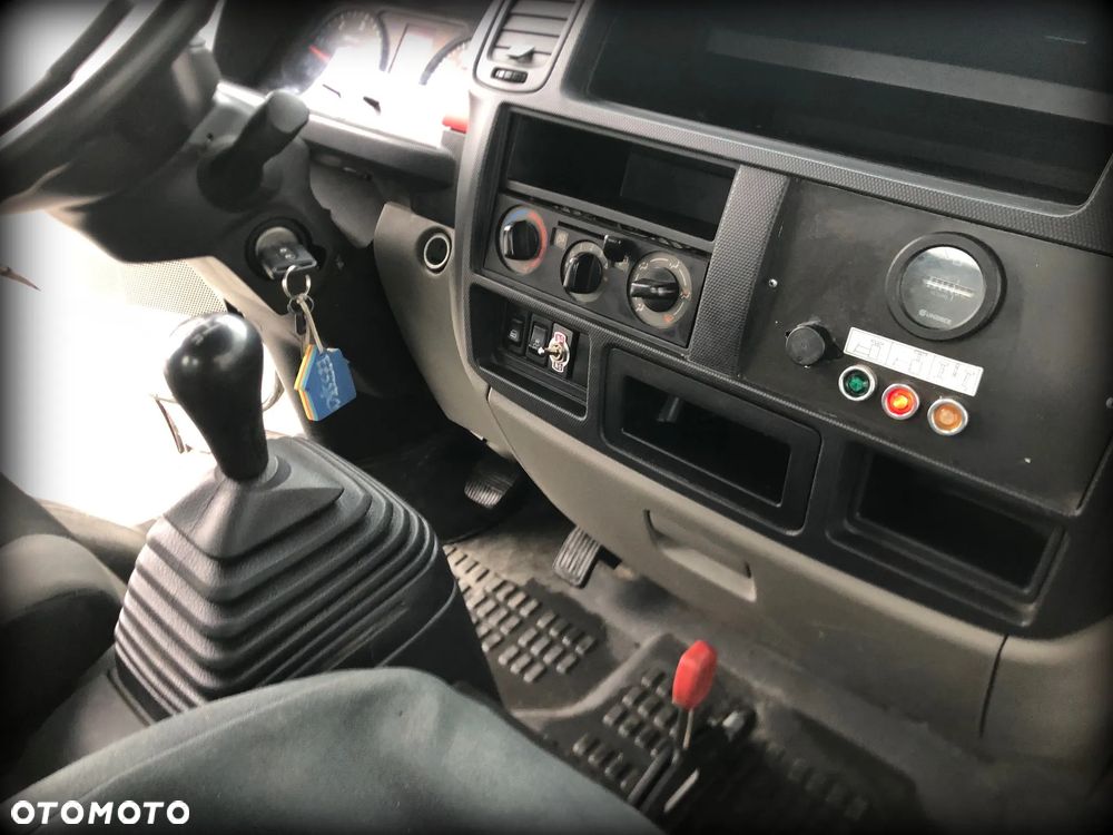 Nissan Cabstar - 20