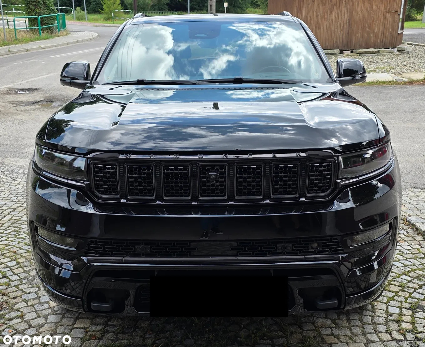 Jeep Wagoneer