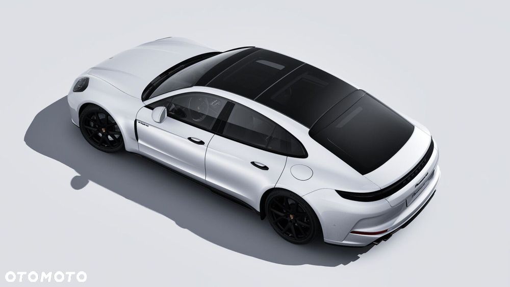Porsche Panamera - 4