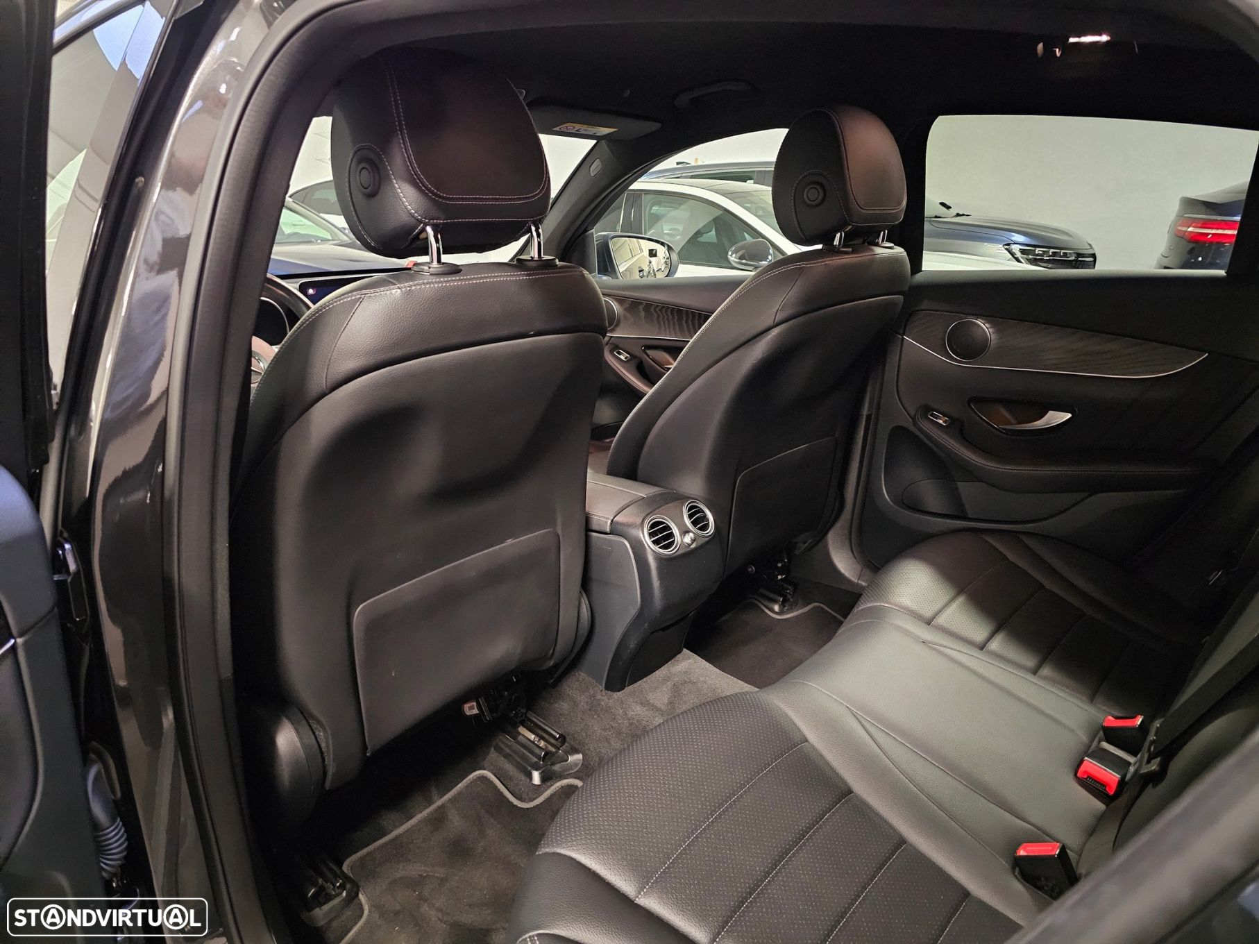 Mercedes-Benz GLC 300 de Coupé 4Matic - 26