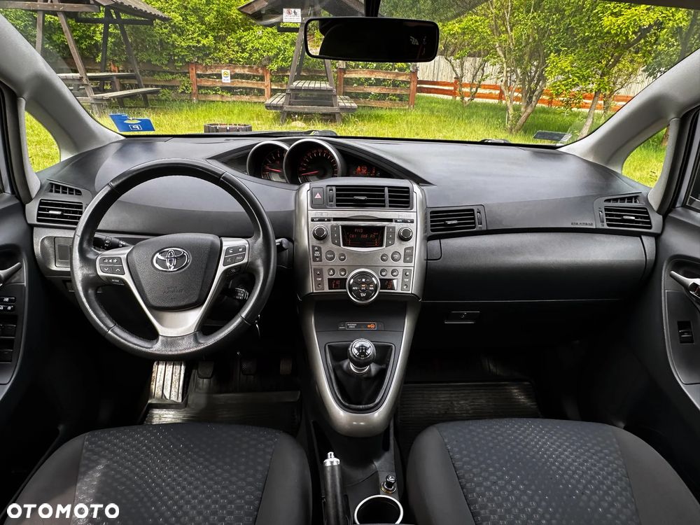 Toyota Verso 2.0 D-4D - 15