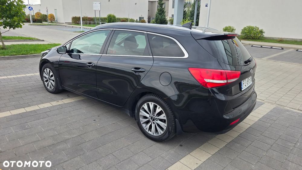 Kia Ceed 1.6 CRDi Smart Plus - 18