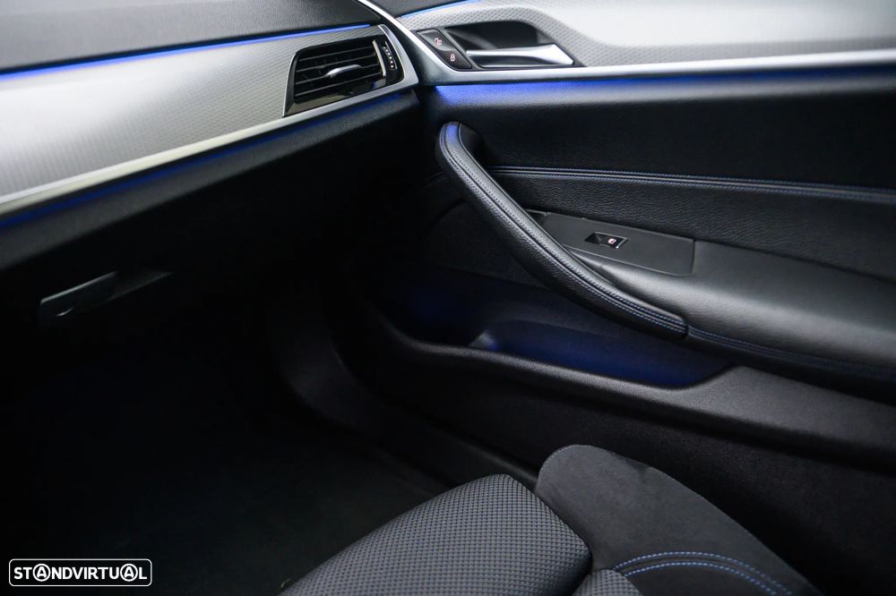 BMW 520 d Pack M Auto - 25