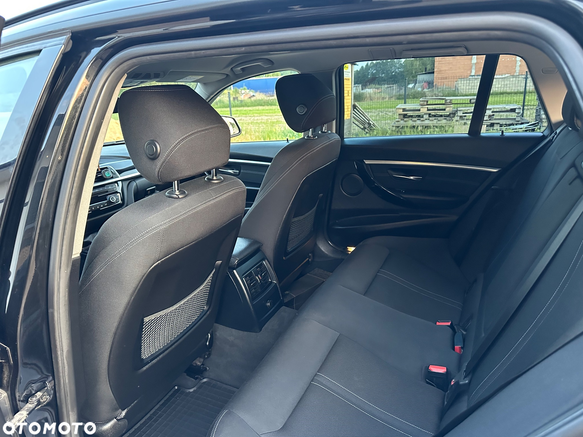 BMW Seria 3 320d Touring Sport Line - 8