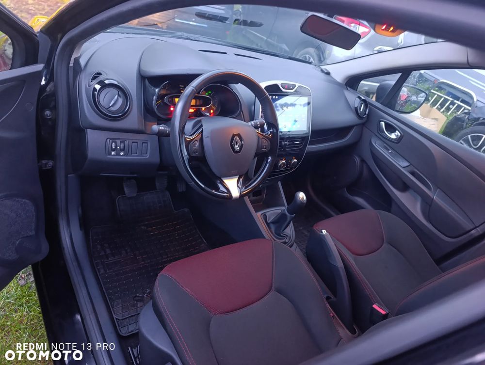 Renault Clio 1.2 16V 75 LIMITED - 13