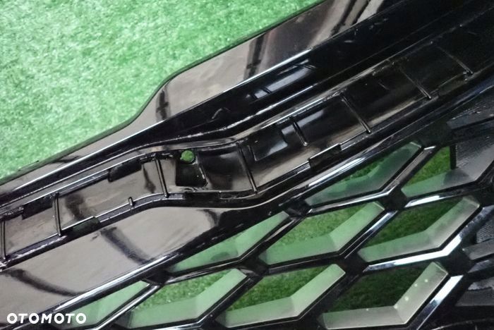 KIA SPORTAGE V GT LINE 21- atrapa grill pod kamerę - 6