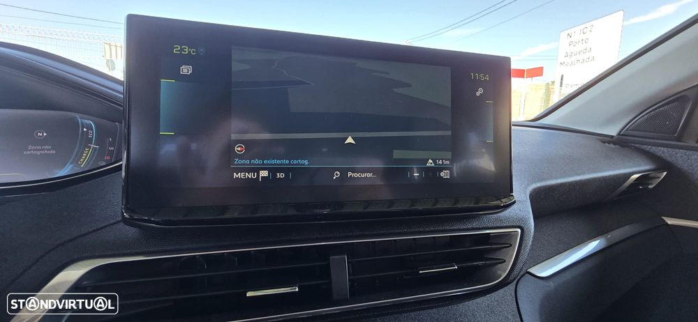 Peugeot 3008 1.6 Hybrid Allure e-EAT8 - 32