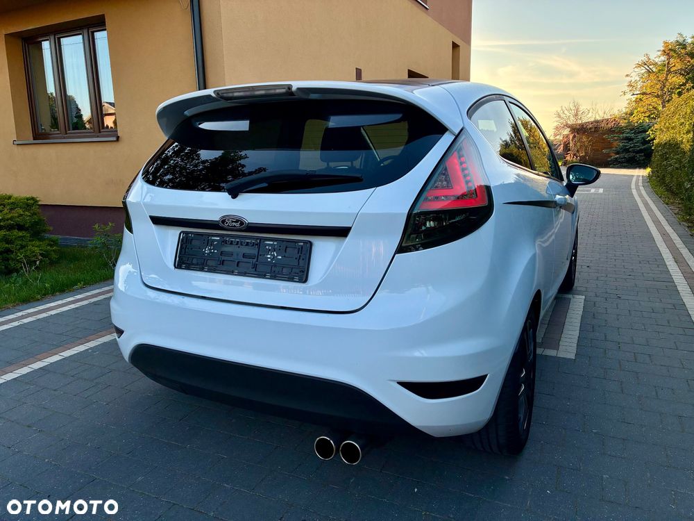 Ford Fiesta 1.4 Titanium - 8