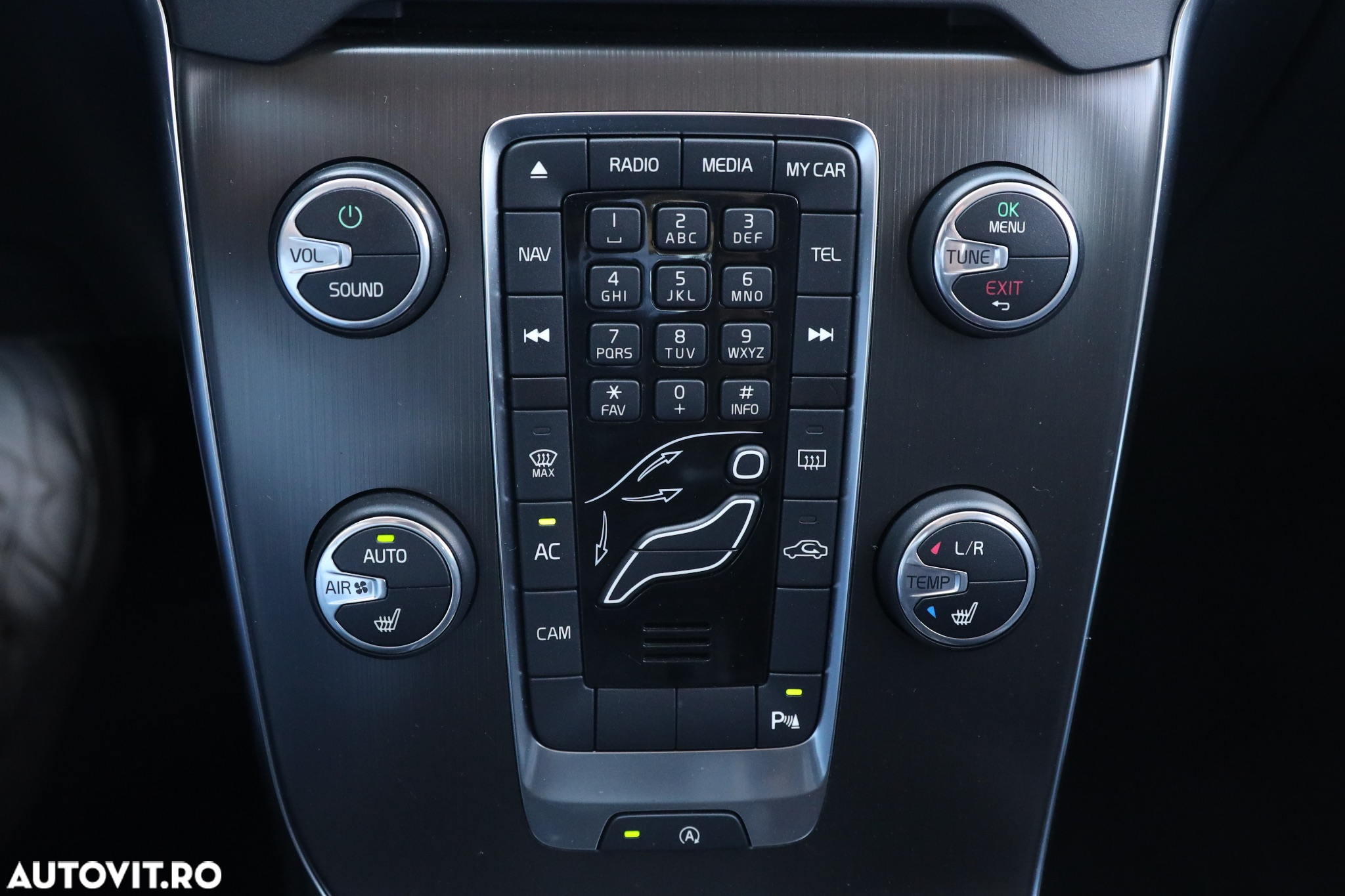 Volvo V40 D2 - 21