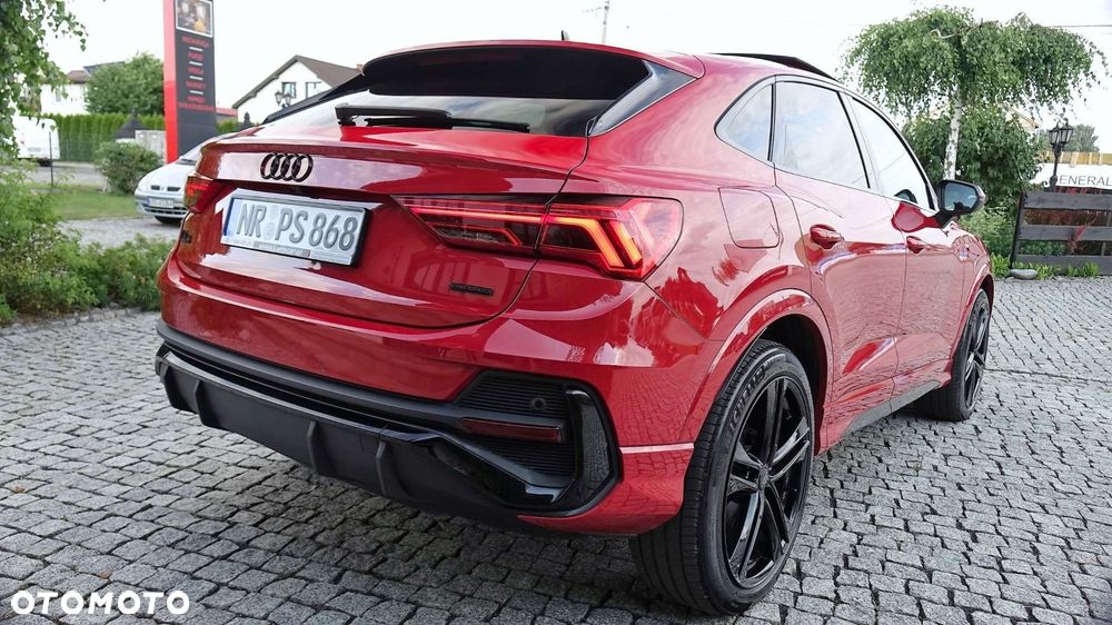 Audi Q3 Sportback - 15