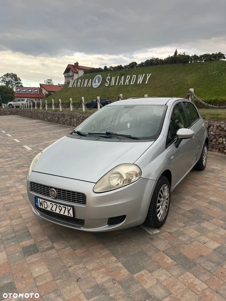 Fiat Grande Punto 1.4 8V Dynamic - 18