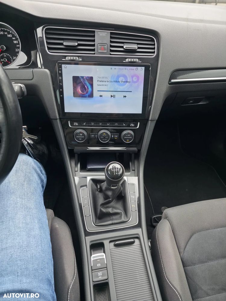 Volkswagen Golf 2.0 BlueTDI Highline - 16