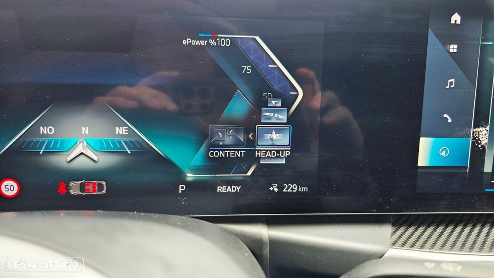 BMW i4 eDrive40 Desportiva M - 30