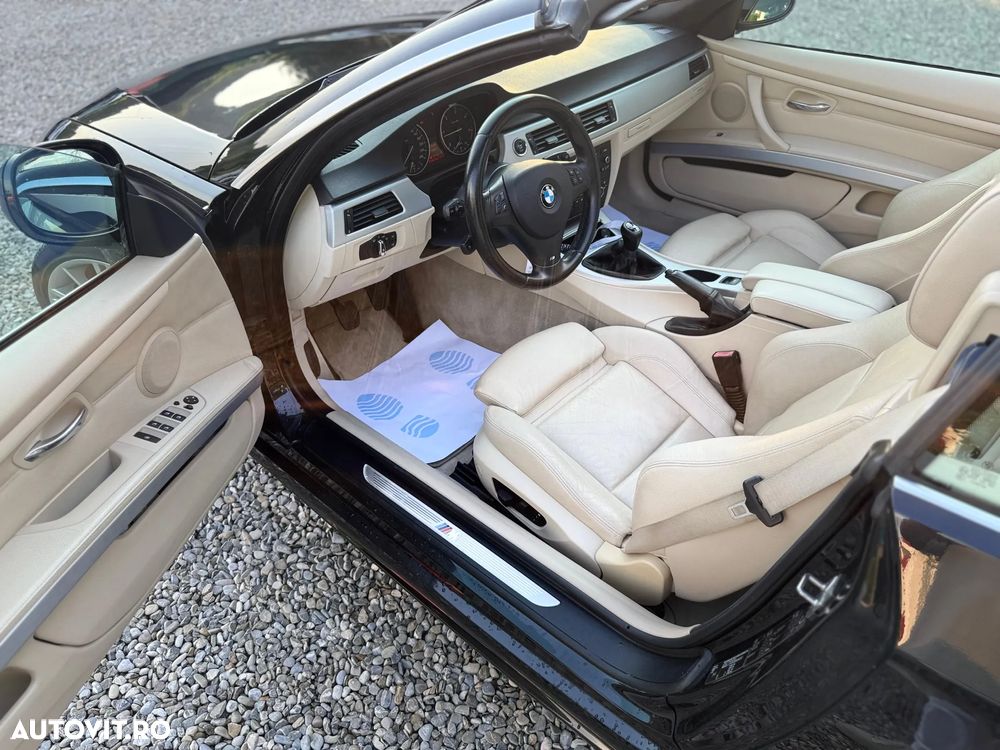 BMW Seria 3 320d DPF Cabrio M Sport Edition - 17