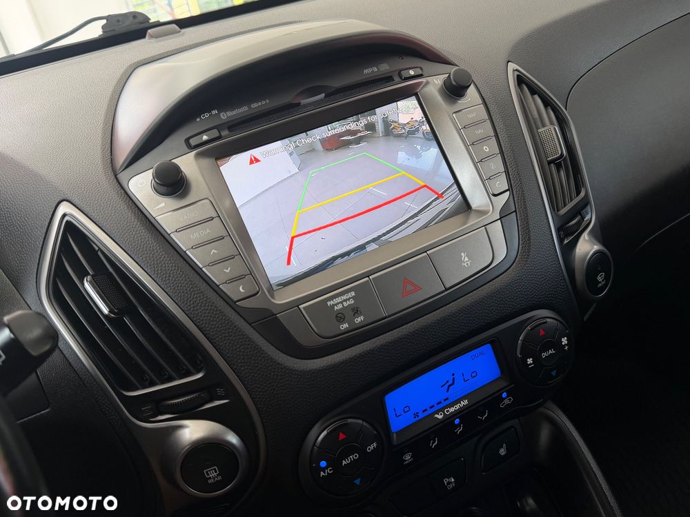 Hyundai ix35 1.7 CRDi 2WD blue Finale Gold - 18