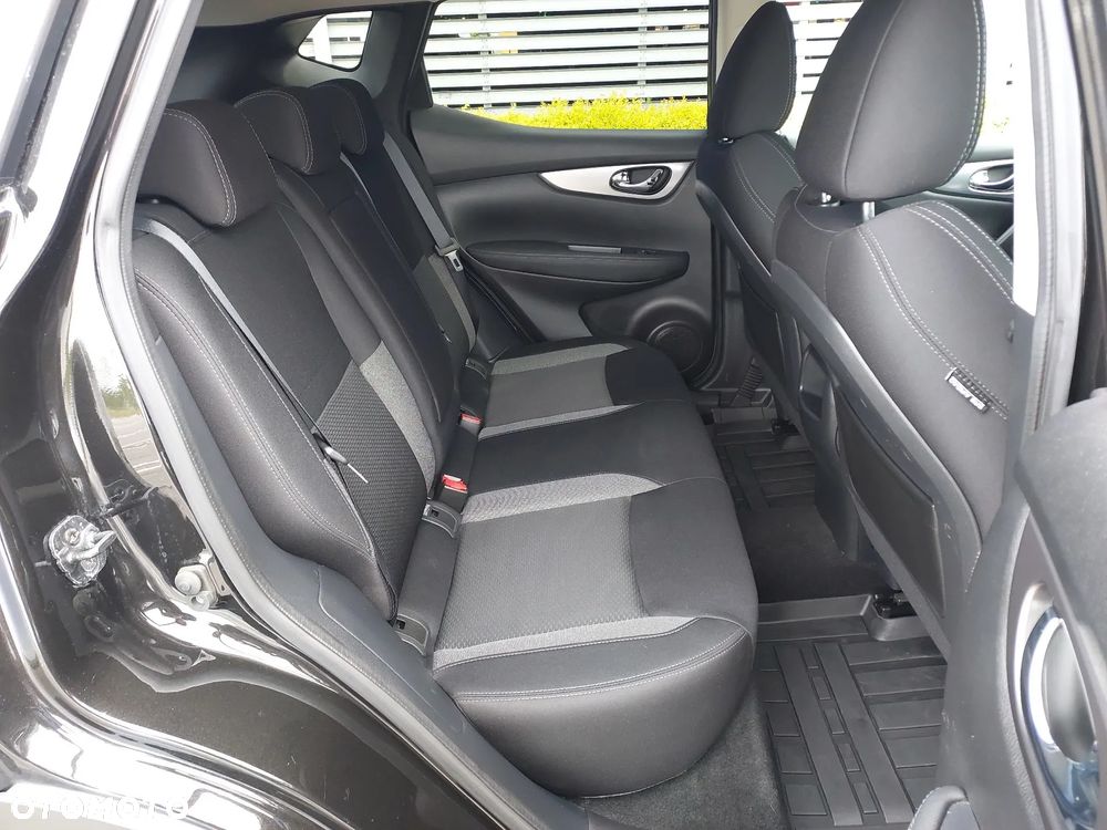 Nissan Qashqai 1.3 DIG-T N-WAY - 27