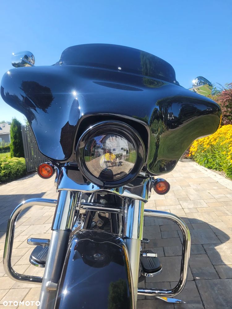 Harley-Davidson Touring Street Glide - 5